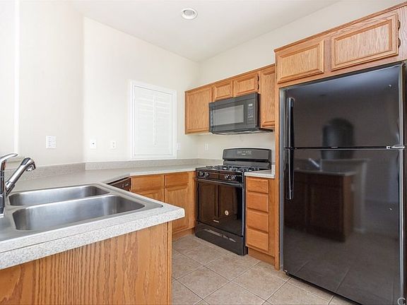 4th image of 26466 Arboretum Way