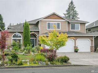 914 Hughes Ln, Granite Falls, WA 98252