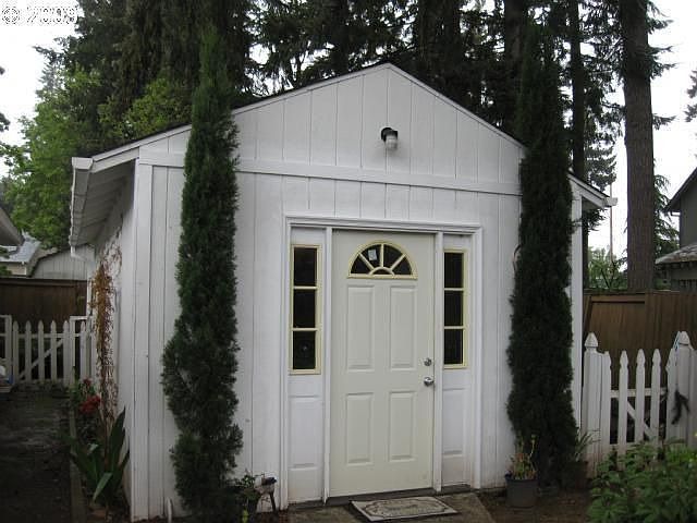 2nd image of 3712 NE 157th Ct