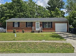 241 Hickory Dr, Frankfort, KY 40601