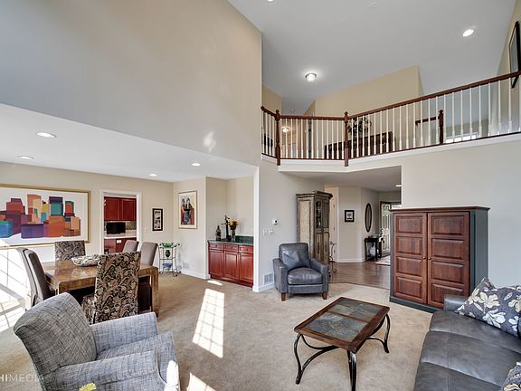 4th image of 19 Ashford Ct