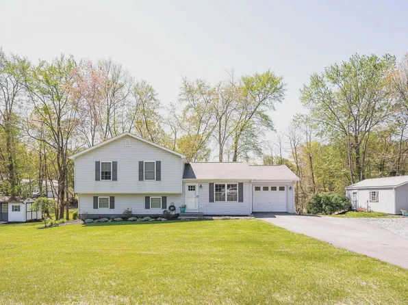 236 All American Way, Martinsburg, WV 25405