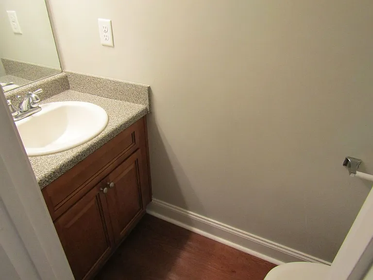 209 Ash Blvd — Photo 12