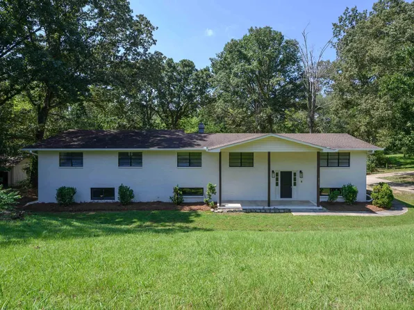 2123 Ridgebrook Rd, Fultondale, AL 35068
