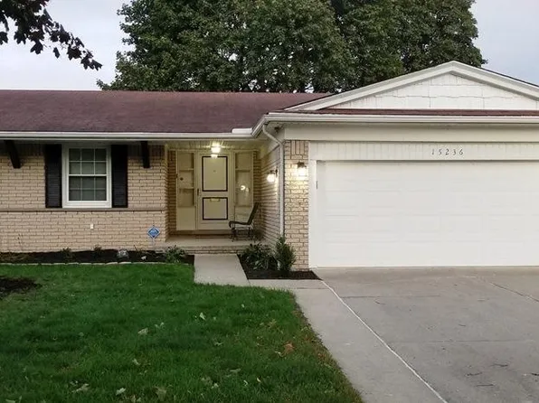 15236 Willowbrook Ln, Plymouth, MI 48170