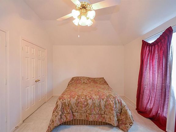 2nd image of 4431 Timber Hill Dr