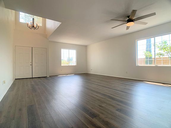 3rd image of 5659 Bataan Ln