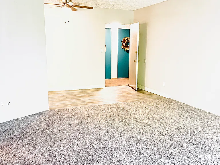 2580 E Tahquitz Canyon Way — Photo 4