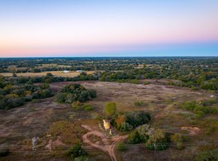 800 Hagan Mott Rd, Yoakum, TX 77995