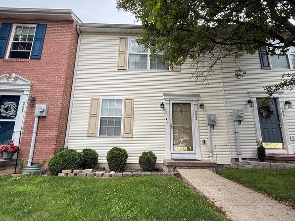 223 Surrey Club Ln, Stephens City, VA 22655