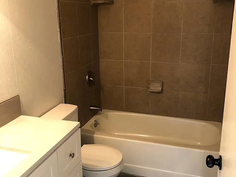 351 Fairmont Ave #102 — Photo 9
