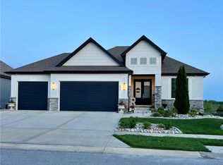 499 Wilds Pkwy, Greenwood, MO 64034