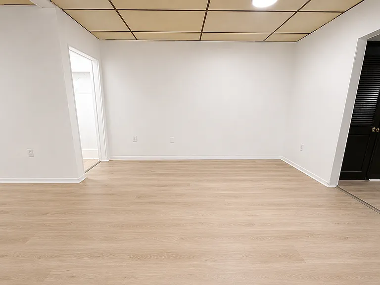577 Lincoln St — Photo 9