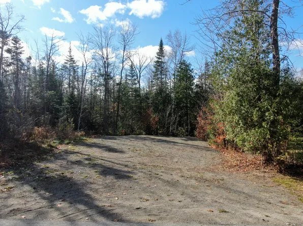 85 Albert Drive, Lincoln, ME 04457