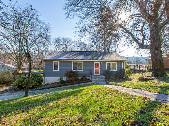 2nd image of 2802 Berkley Dr