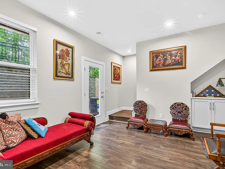 1013 S Taylor Ct — Photo 27