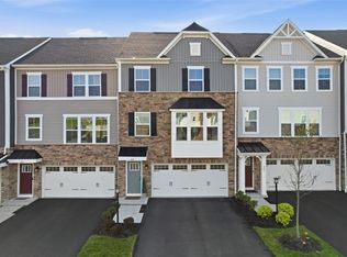 204 Cranesbill Dr, Mars, PA 16046