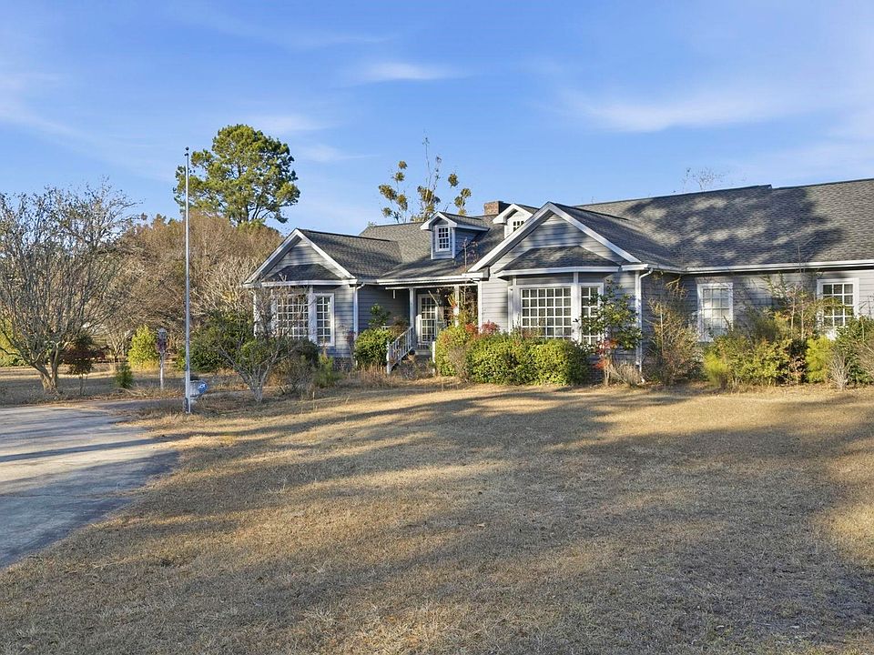 1st image of 485 Carolina Dr.