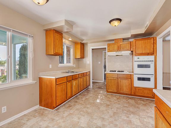 2nd image of 45459 Leatherwood Ave