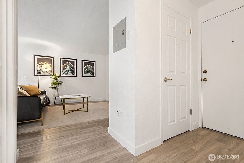 3rd image of 8747 Phinney Avenue N #7