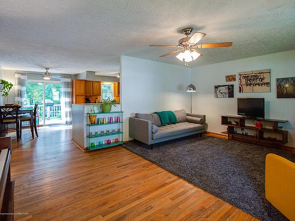2nd image of 2917 Tecumseh Ave