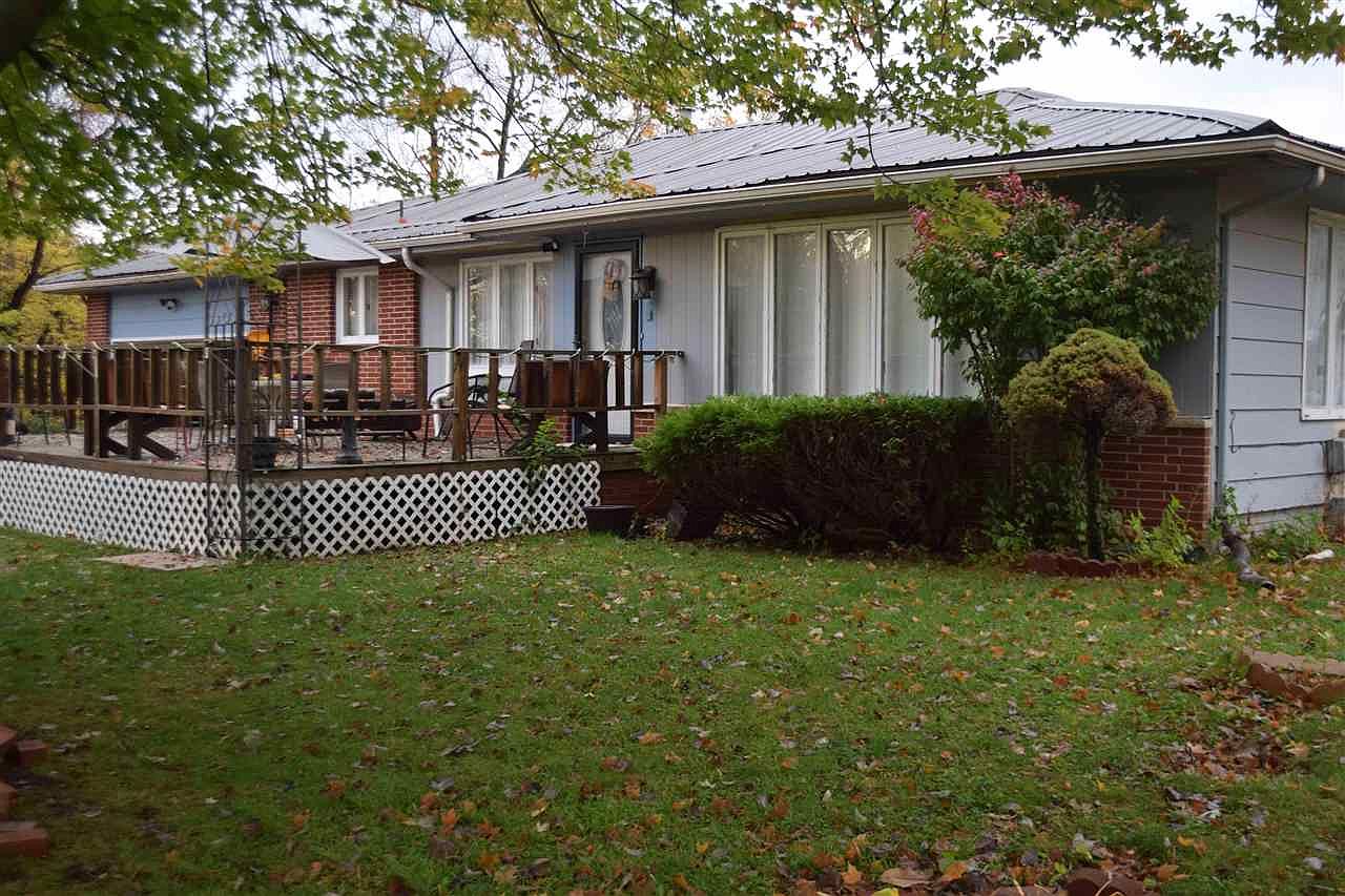 904 Union St, Columbus Junction, IA 52738 | MLS #202305611 | Zillow