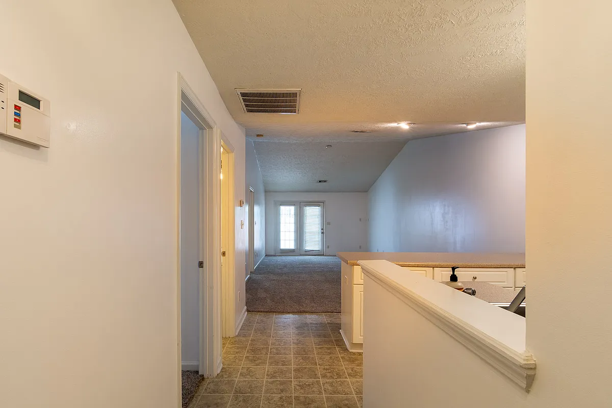 Building Photo - 5281 Aruba Cir