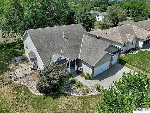 5th image of 2031 Philadelphia Dr