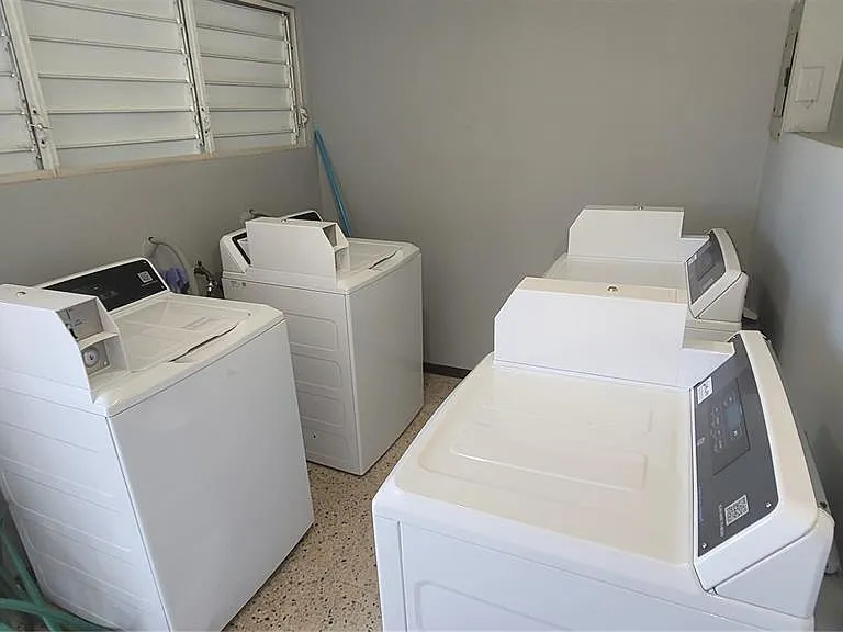 2A3 Apt Ave #4 — Photo 7