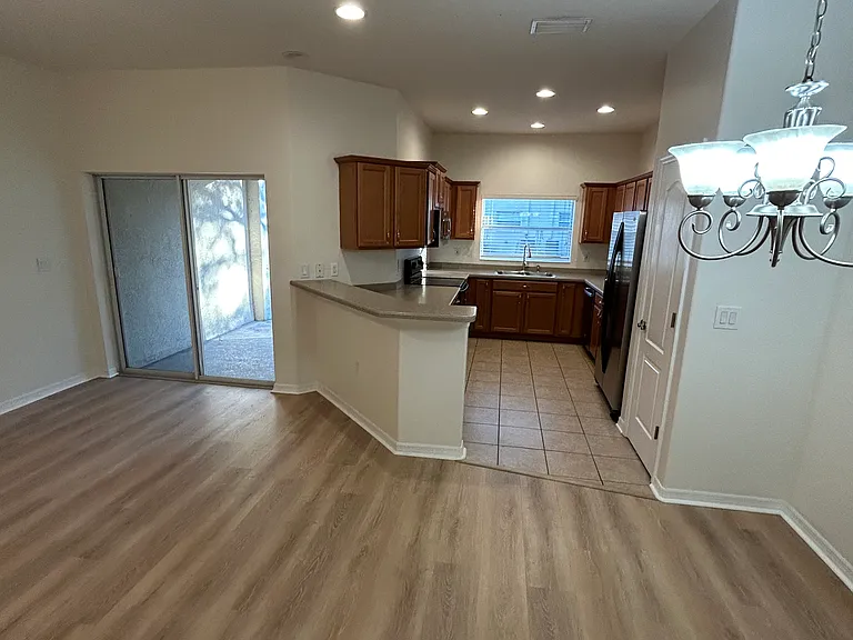 9909 Palermo Breeze Way — Photo 12