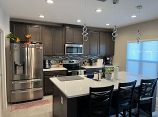 9313 Oglethorpe Dr, Groveland, FL 34736