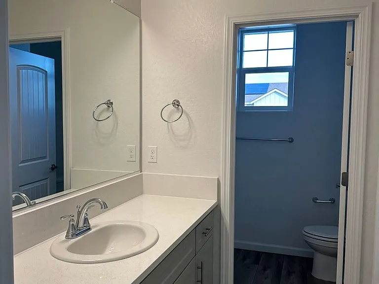 3009 N Creekside St — Photo 11