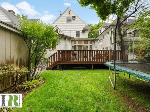 1104 East 18th Street image 20 of 20