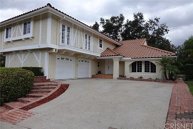 1st image of 701 Whispering Oaks Pl