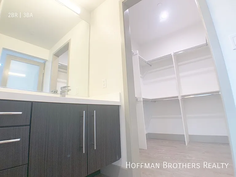 115 S Saint Andrews Pl #7 — Photo 7
