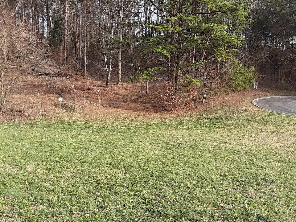 2nd image of Taylor Rose Ct