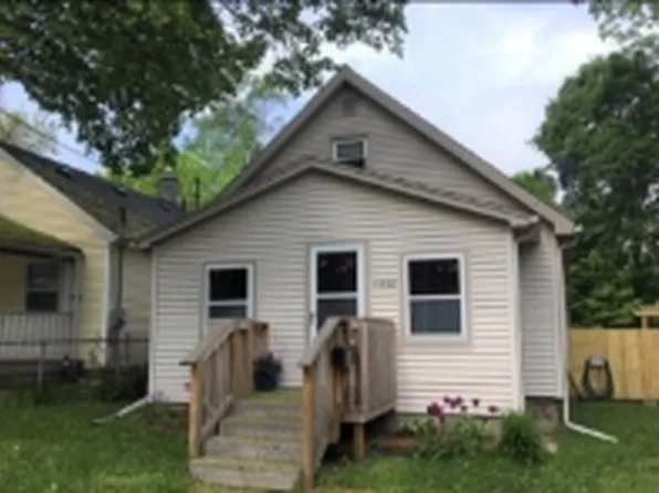1802 Ada St, Lansing, MI 48910