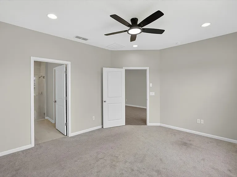 698 Cherry Elm Dr — Photo 23