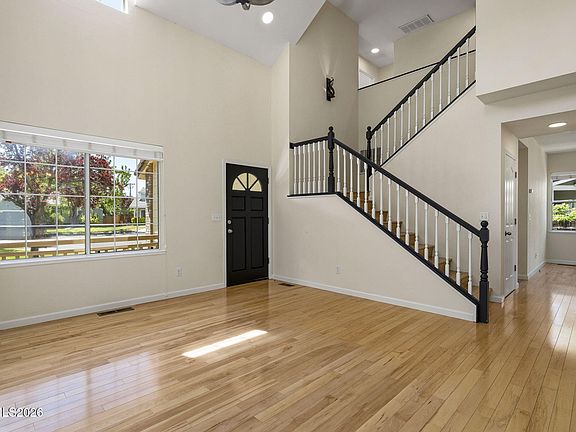4th image of 4695 Hydepark Ct