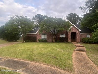 304 Riverton Ct, Byram, MS, 39272