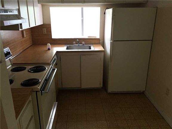 3rd image of 9410 W Flagler St APT 308