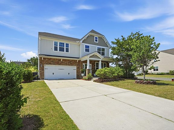 3rd image of 1121 Hope Springs Ln