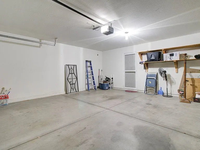 2576 E Brooks St — Photo 66