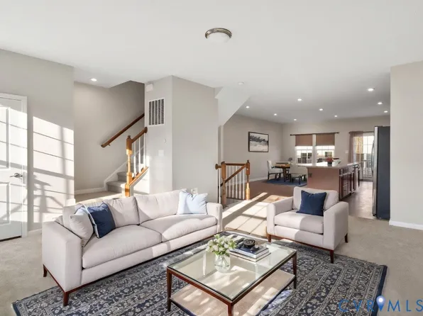 515 Streamview Dr, Fredericksburg, VA 22405