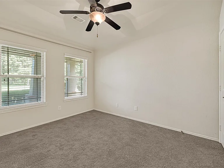 16622 Lake Prince Ln — Photo 11