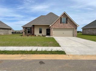 10080 Chipper Ln, Foley, AL 36535
