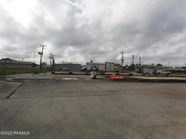 1411 N Polk St, Rayne, LA 70578