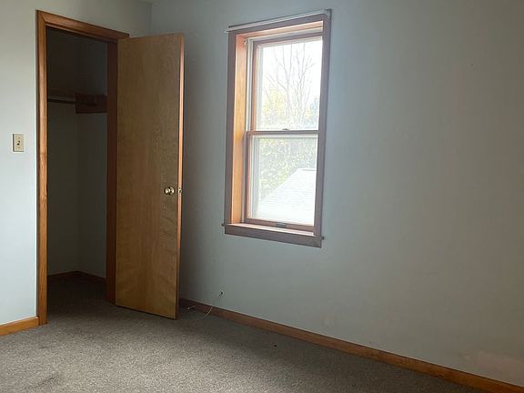 5th image of 837 E 6th St #837