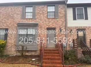 724 Cahaba Manor Ct, Pelham, AL 35124