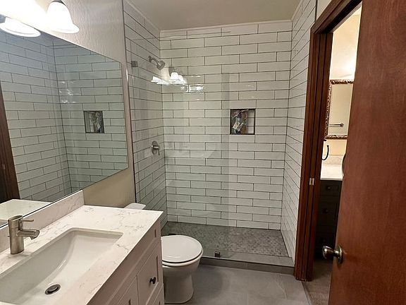 5th image of 1421 Wallis Ct